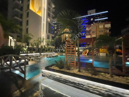 Роскошная Квартира На Берегу Моря С Собственным Пляжем В Концепции 5*