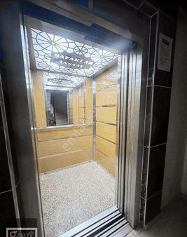 Çayırova Ademyavuz'da 2+1 Asansörlü Satılık Arakat