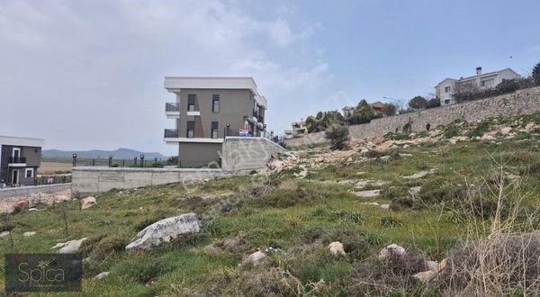 Tovi Franko Dan Villakent Te Köşe Konumda Satılık Arsa