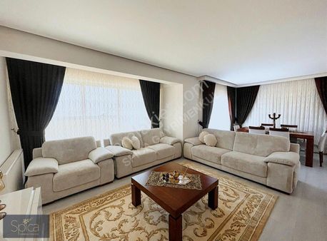 İzmir Gaziemir Satılık 4+1 Bakımlı Merkezi Konum Ara Kat Daire