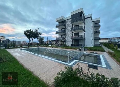 Konyaalti Altıntaş Mah.katta Havuz Manzaralı 2+1 Yatırımlık