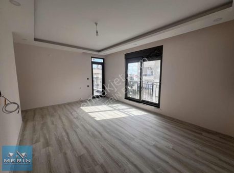 Aktoprak Mahallesinde Cadde Üzeri Katta 2+1 Sıfır Daire