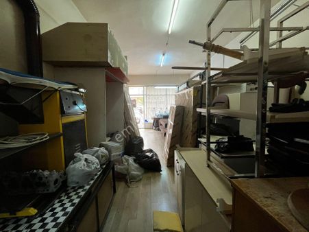 Şenlik Mahallesinde Merkezi Lokasyonda Satılık Dükkan
