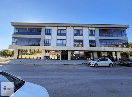 Remax Dem'den İnönü Mahallesinde Cadde Üzeri Satılık Lüks 4+1