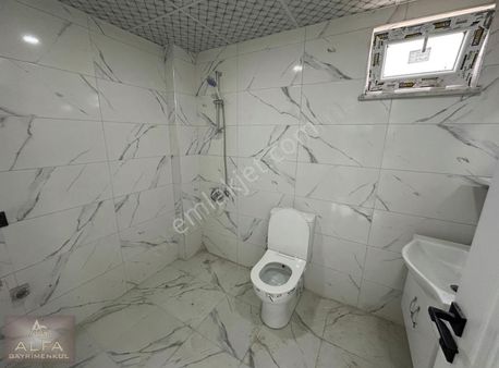 71 Evler Mh. 2+0 Ortak Garaj Balkonlu Kafkas Cd. Üzeri Satılık