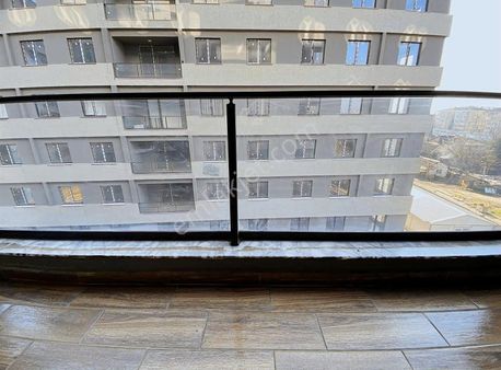 Tuzla Devlet Hstn Ve Marmaray Yakını Lüks Sitede Geniş 2+1 Daire