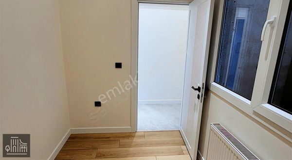 Hıfsızsıhha Cadde Paralelinde 3+1 120m2 Arakat Çift Cephe Daire