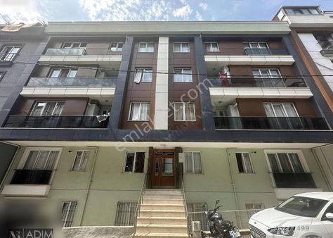 Adım'dan, Metroya Yakın, 2 Ailenin Oturumuna Uygun Çatı Dubleks