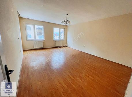 Site İçerisinde Merkezi Konumda Kiralık Daire