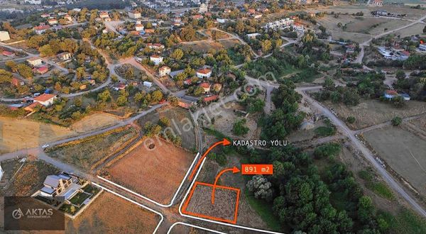 Adapazarı 15 Temmuz Camili 890 M2 Satılık Köşe Parsel