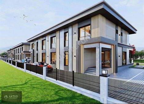 Arifiye Hacıköy'de Brüt 155 M2 / 120 M2 Bahçe Satılılık Villa