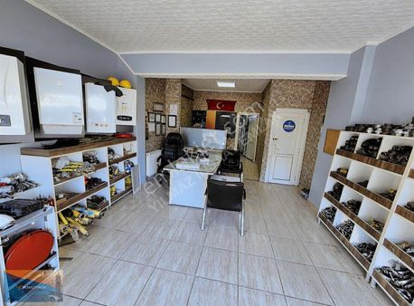 Yılmaz Emlak İnşaattan İkitelli Mehmet Akif'te Satılık Dükkan