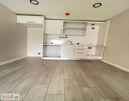 Akevler'de Site İçi Satılık 1+1 Daire