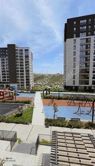 3.istanbul Hasbahçe Evlerinde Şehir Manzaralı 2+1 Satılık