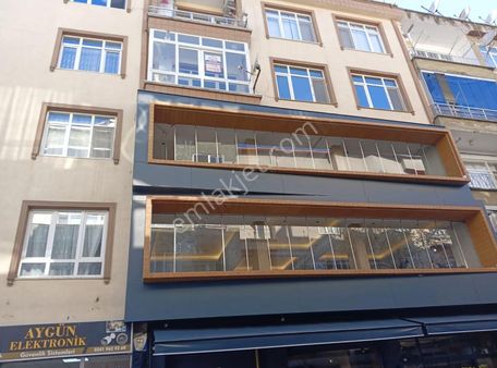 Demir Gayrimenkulden Bafra Eski Meydanda Satılık 3+1 Daire