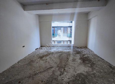 Küçükçekmece Cennette Satılık 100.m2.daire.2+1-7.250.000.tl