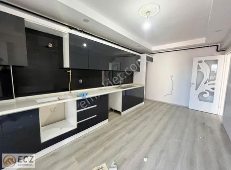 Ecz Gayrimenkul Den Kiralık 3+1 Daire İstasyon Mh