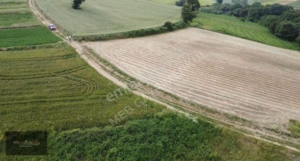 Meb Gayrimenkul Araman'da Yapıya Uygun Satılık Tarla