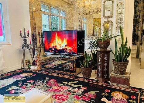 Arnavutköy Sahile 100 Mt Mesafede Eşyalı 1+1 Kiralık Daire