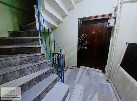 Türkmen Emlaktan Yunusemre Mah. 2+1 Ara Kat Satılık Daire