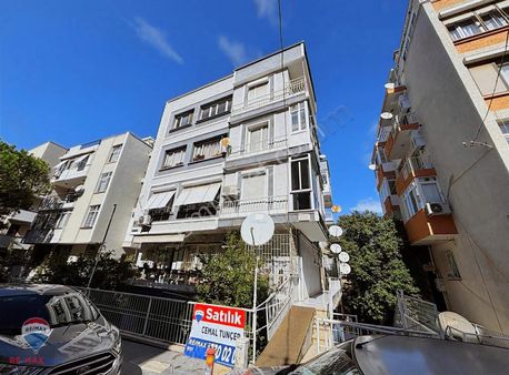 Hatay 155 Sokakta Deniz Manzaralı Klasik Satılık 2+1 Daire