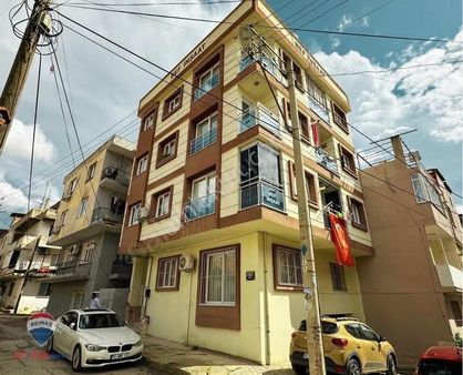 58 Izmır Bayraklı Çay Mahallesınde Merkezı Konumda Satılık 2+1