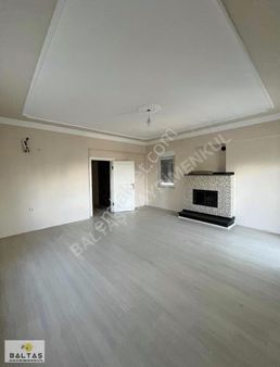 Deniz Manzaralı Kötekli Tepesinde Satılık Bina