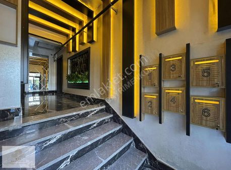 Msg'den Sıfır Binada Asansörlü - Otoparklı Arakat Çift Cephe 3+1