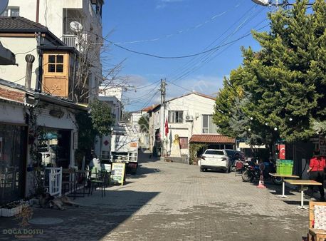 Fiyat Düştü !! Urla Bademler 1305m2 Arsa,4 Kat Ev Acil Satılık !