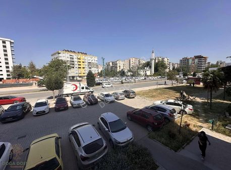 Doğa Dostu'ndan Bayraklı Bornova Ortası Cadde' De Eşyalı 2+1