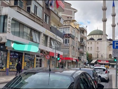 Kaan Gayrimenkulden Mükemmel Konumda Satılık İşyeri