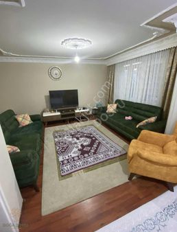 Bornova Merkez'de Fiyat Düştü! Muhteşem Konumlu Bakımlı 3+1