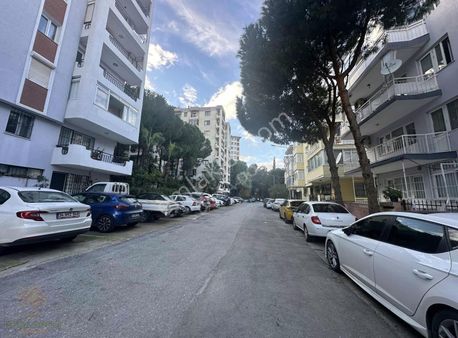 Doğa Dostu'ndan Balçova Ekonomi Üniv.yanıbaşı,bahçeli,eşyalı 3+1