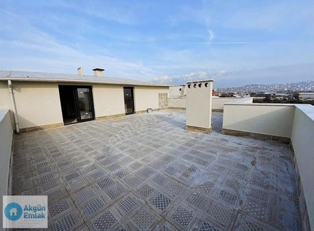 Hürriyet Mah. Akabe Camii Yakını 5+1 250 M2 Dublex Daire