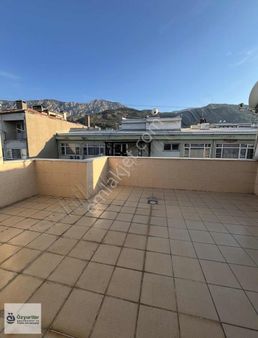 Özyurtlar'dan Yarhasanlar Mahallesinde Asansörlü Dublex