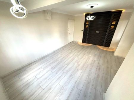 𝄞melodi'den İkizçay'da Deluxe Bahçe Konseptli Ayrı Mutfaklı Ön Cephe 80m2 Geniş Tasarım 1+1 Daire