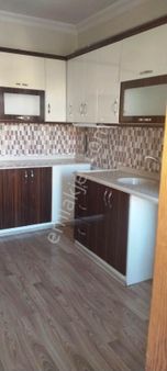 Bahadan Komisyonsuz Fatih Caddesinde Kilerli Geniş Kiralık 3+1