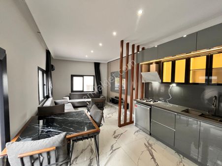 Parstan Kızılkeçilide Doğayla İç İçe Modern 1+1 Müstakil Ev