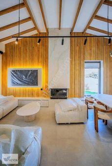 Vizyondan Satılık Tek Katlı Özel Havuzlu Villa