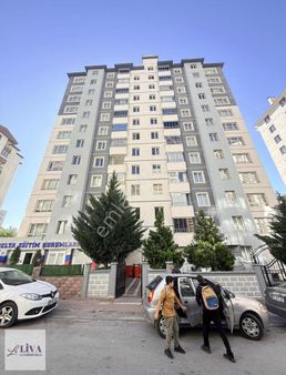 Liva'dan Yenidoğan'da 3+1 Ebeveyn Banyolu Harika Daire