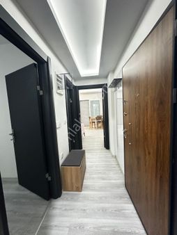 Kuşadası Merkezde Yüksek Giriş 2+1 Eşyalı