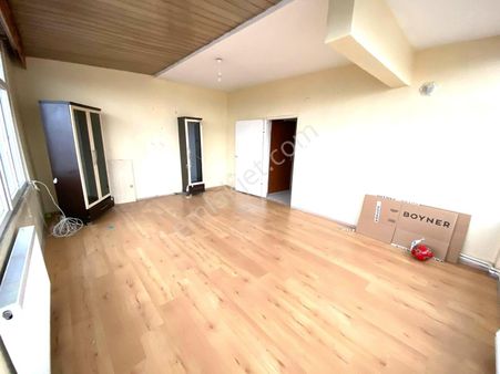 Nest Emlak'tan Kartaltepe Mh 2+1 85m2 4.kat Kombili Daire..