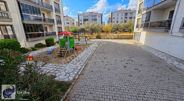 Kepez Cumhuriyet Mah. 2+1 Kapalı Mutfak Kiralık Daire