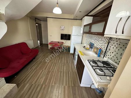 Üniversiteye Yakın Konumda Çift Yataklı 1+1 Lüks Apart!