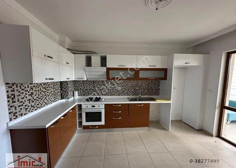 İmir Emlak Ofisinden Ayyıldızda Manzaralı Lüks 3+1 Site Dairesi