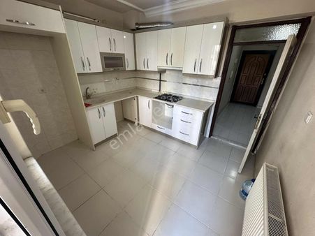 Yunusemre Mah Site İçerisinde Üniversite Yakını 3+1kiralık Daire