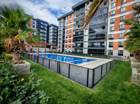 Silivri Yeni Mah. Merdan Park'ta Ara Kat 3+1