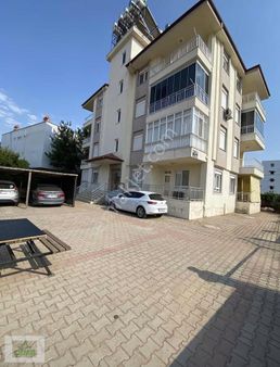 Döşemealtında Geniş 3+1 Satılık Daire