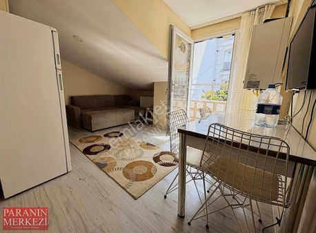 Merkezi Konum 1+1 Full Eşyalı Teraslı Cadde Yanı