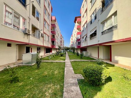 Akçay Sezgin Emlak'tan Yatırım Fırsatı Ara Kat Satılık 2+1 Daire